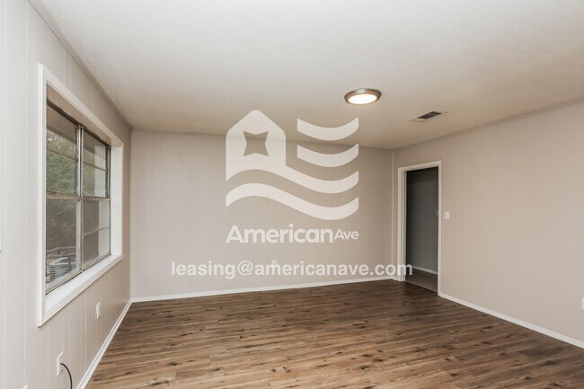 Foto del edificio - 187 E Woodcrest Dr