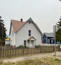 Building Photo - 301 W 3rd St