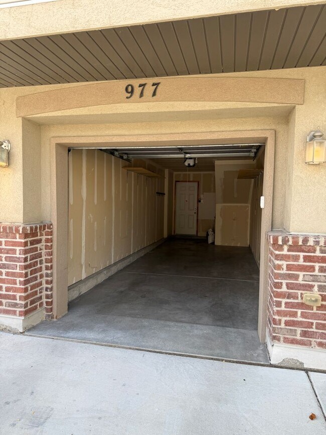 Foto del edificio - 977 Chelsea Ln