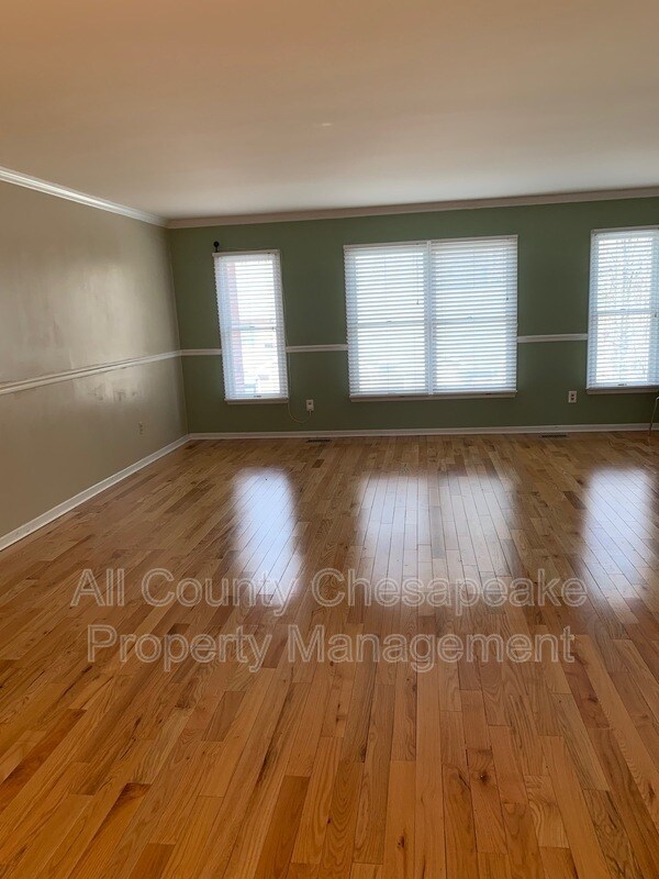 Photo - 949 Whispering Ln Townhome