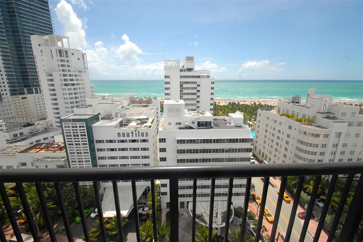 Primary Photo - 1800 Collins Ave