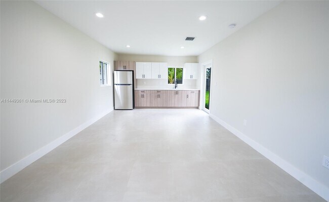 Foto del edificio - 11820 SW 189th St