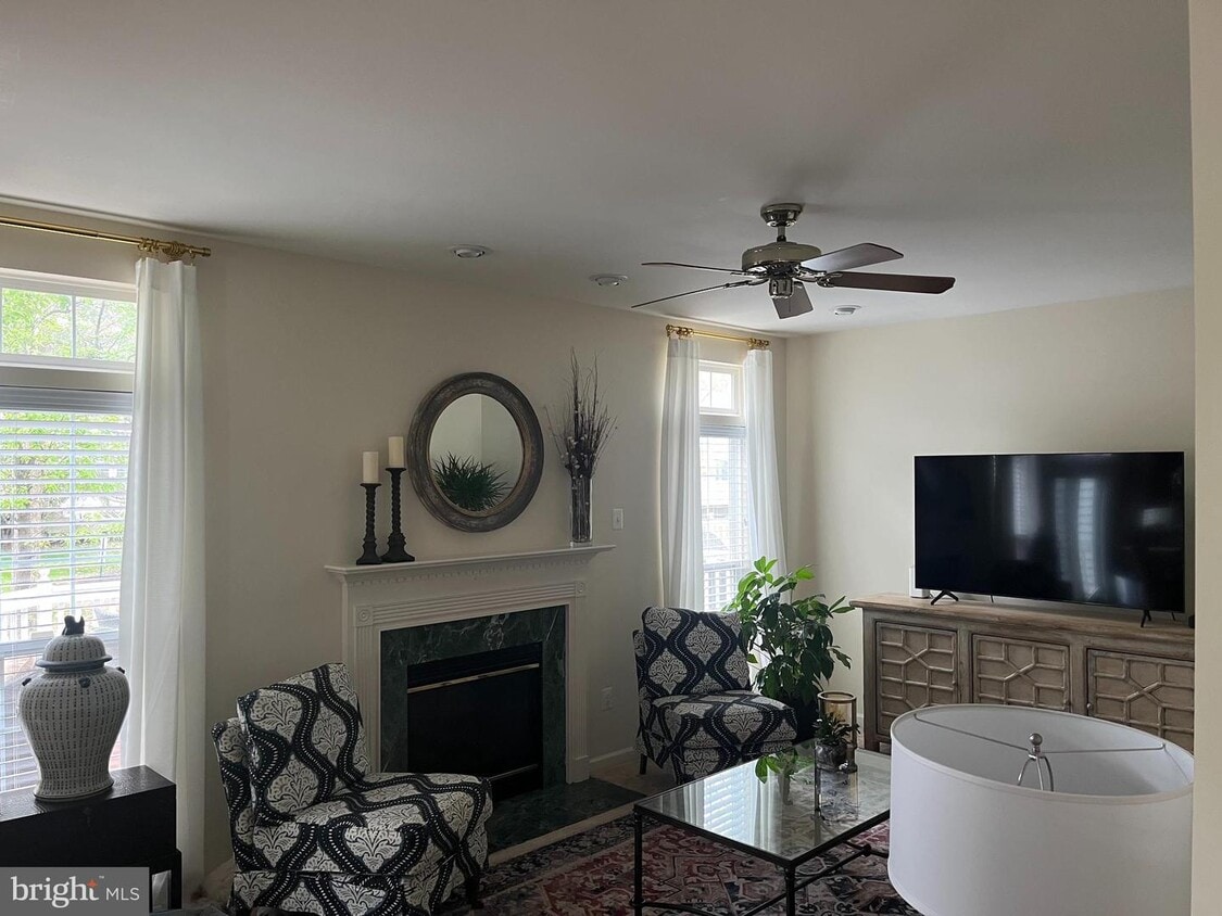 424 Winter Walk Dr, Gaithersburg, MD 20878 House Rental in