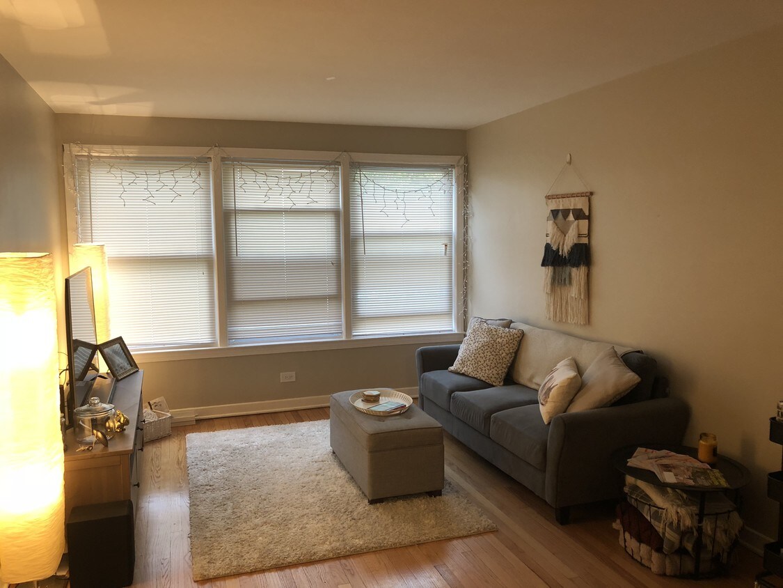 Foto principal - 9126 keating ave