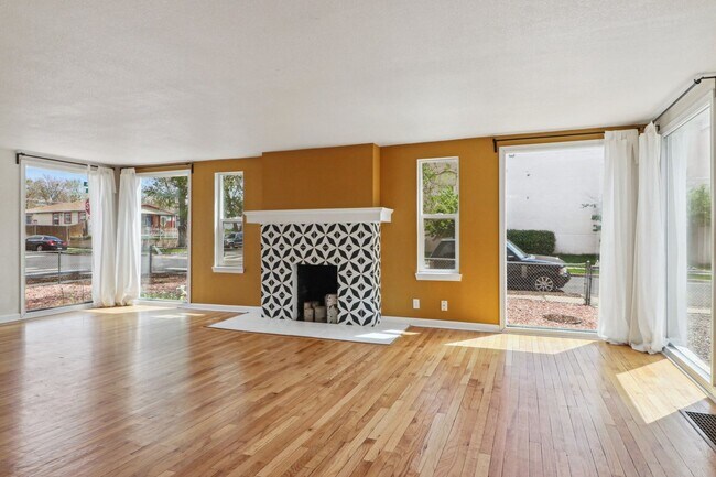 Foto del edificio - 3801 Adams St