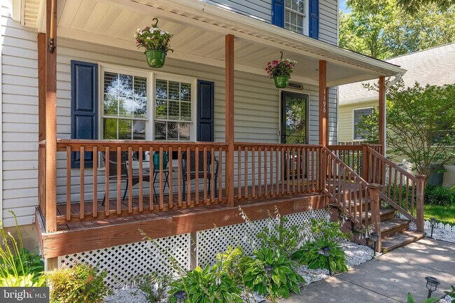 Foto del edificio - 1196 Spruce Ave