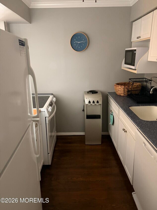 Foto del edificio - 210 Fifth Ave