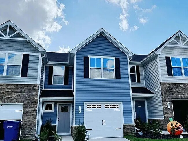 Foto del edificio - 130 Elyse Overlook Lp