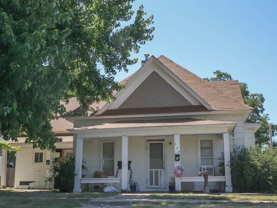 Primary Photo - 317 W 2nd St