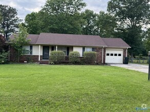 Building Photo - 315 Mylo Rd