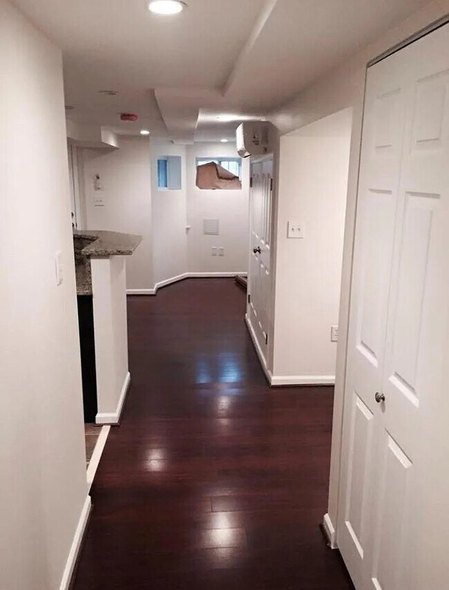 Foto del edificio - 1406 3rd St NW