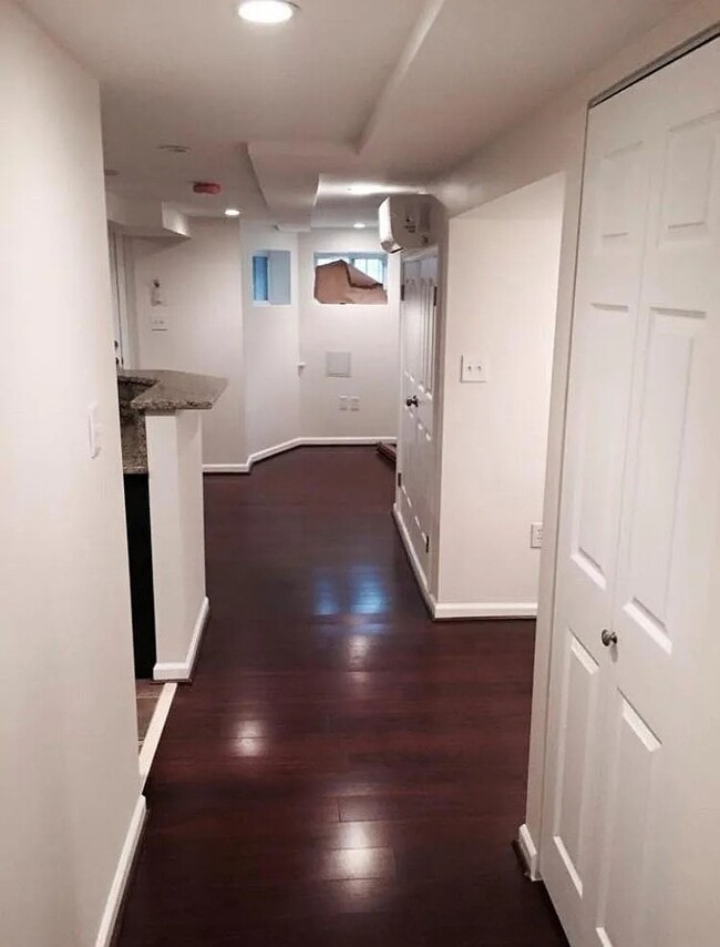 Building Photo - 1406 3rd St NW