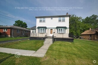 Building Photo - 2704 Granville Ave
