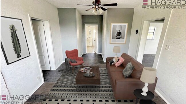 Building Photo - Walking Distance to the Stockyards!