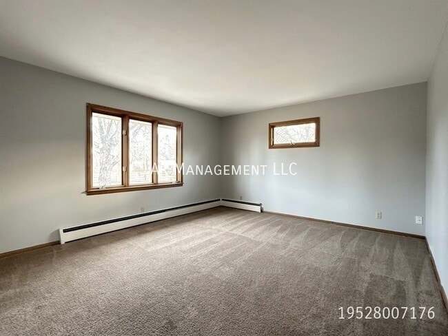 Building Photo - 11210 Sunset Trail