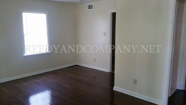Building Photo - 3862 Windcrest Rd
