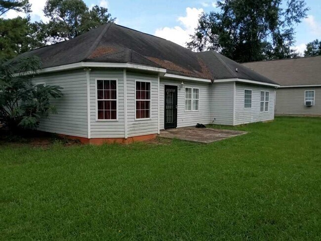 Building Photo - 104 Springfield Ct