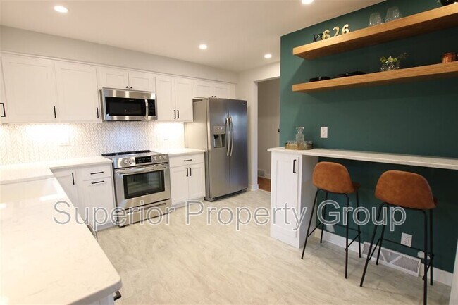 Building Photo - 626 S Midvale Blvd