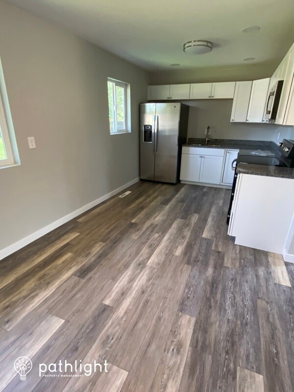 Building Photo - 2518 E Caramillo St