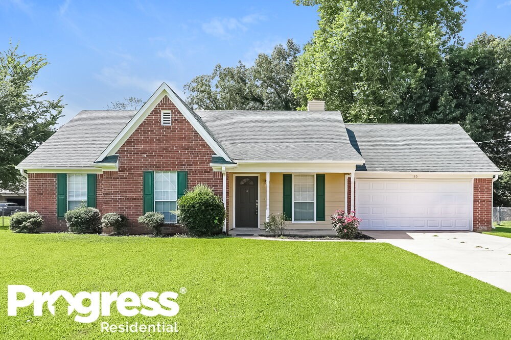 180 Country Pl, Oakland, TN 38060 House for Rent in Oakland, TN