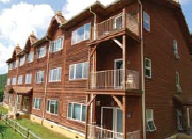Foto principal - 1st Rock Cliff Road Dorm Building