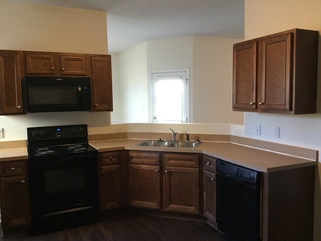 Building Photo - 2321 King Malcolm Ln