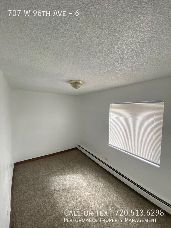 Foto del edificio - 707 W 96th Ave