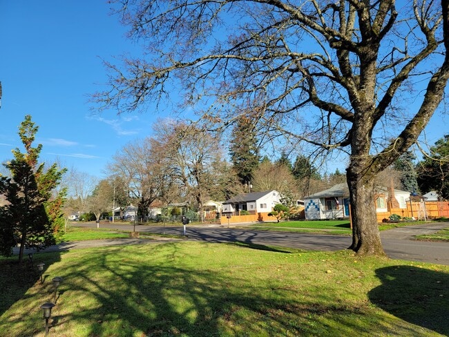 Building Photo - 4063 SE 114th Ave