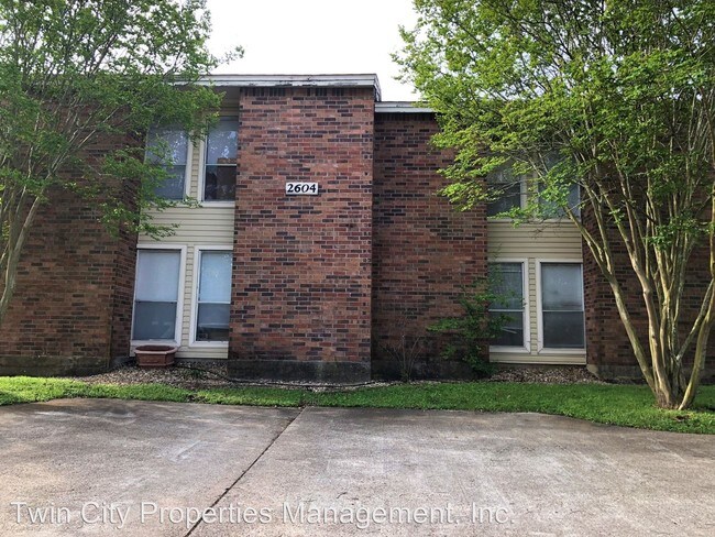 Foto del edificio - 2604 Pecan Knoll St