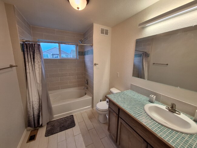 Foto del edificio - 2507 Lynnhaven Ln