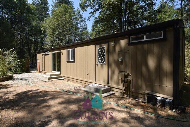 Foto del edificio - 13526 Hidden Valley Rd