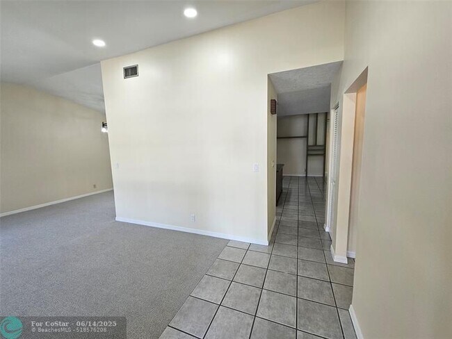 Building Photo - 11327 Little Bear Dr