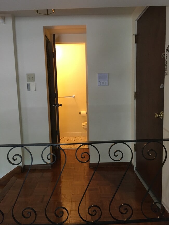 Photo - 5708 Walnut St Apartment