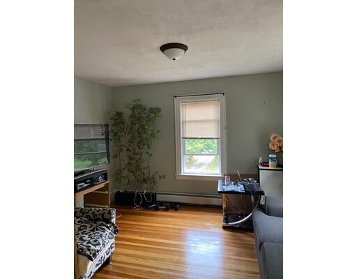 Building Photo - 52 Colburn St