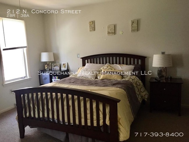 Foto del edificio - 212 N Concord St