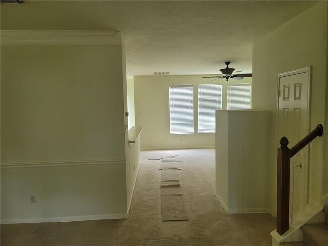 Building Photo - 2423 Waterwood Dr
