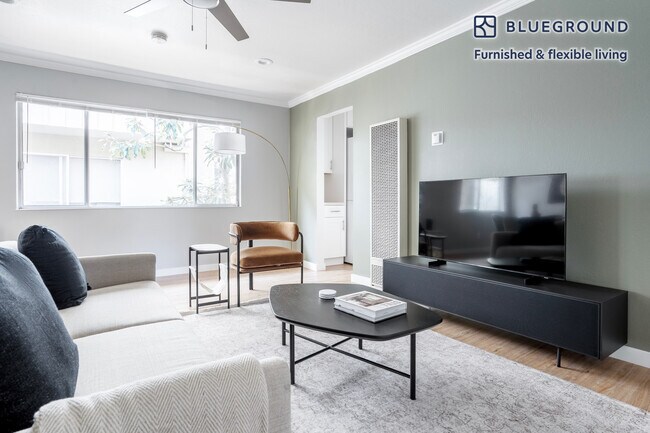 Foto del edificio - 540 Everett Ave