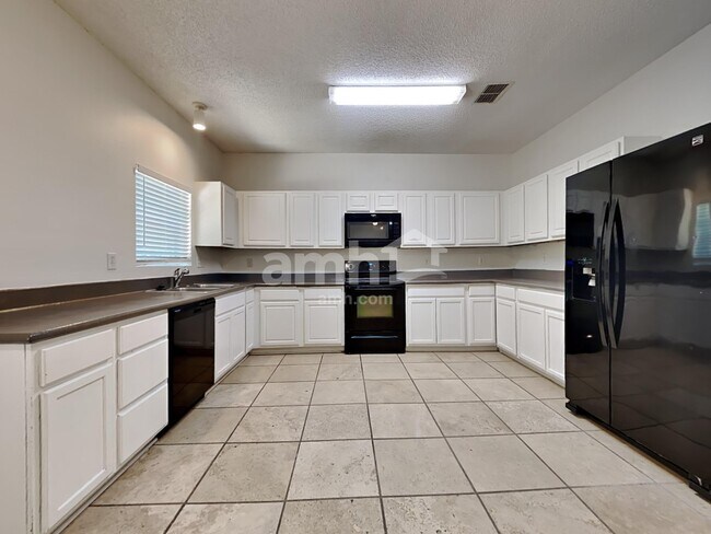 Foto del edificio - 2613 Fox Creek Dr