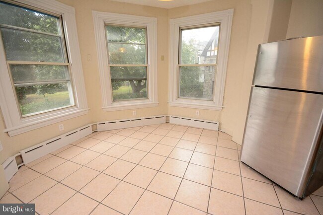 Foto del edificio - 344 Green Ln