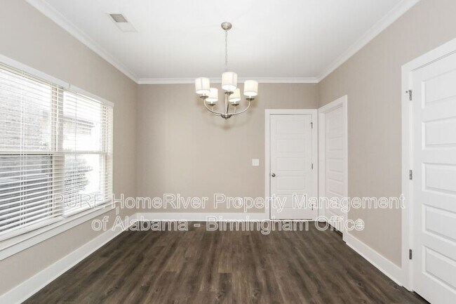 Foto del edificio - 5561 Park Side Rd