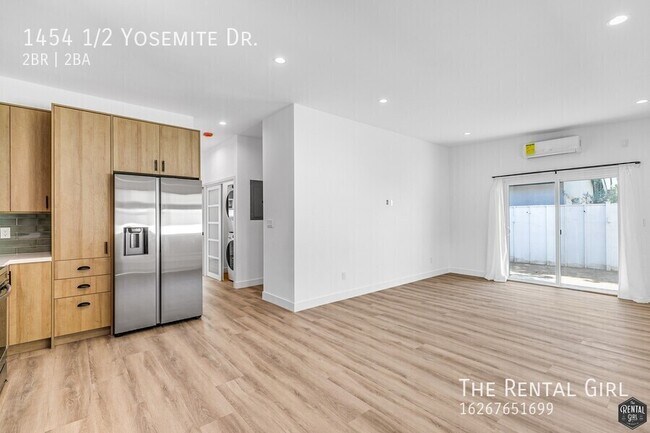 Foto del edificio - 1454 1/2 Yosemite Dr.-