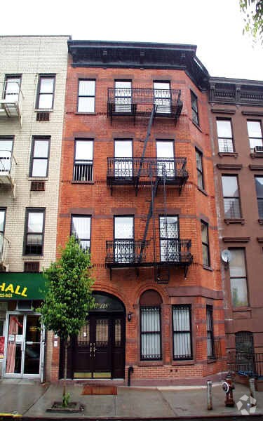 Primary Photo - 111 W 128th St