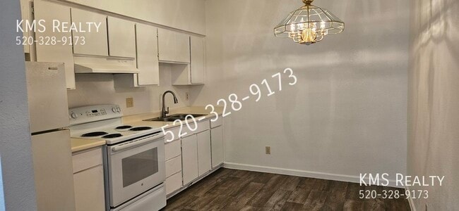 Building Photo - 631 W Kelso-