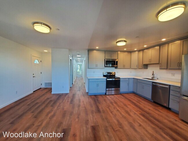 Building Photo - 2 br, 2.5 bath House - 42 37th Avenue