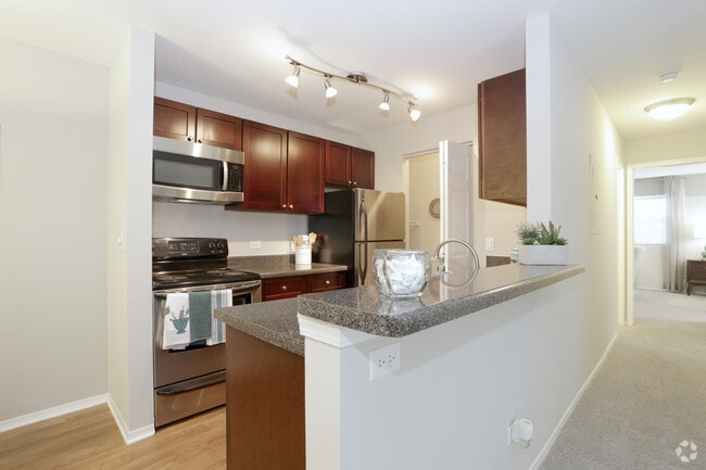 Windsor Estate Apartments Bloomingdale Il The Sterling Kitchen Windsor Estate