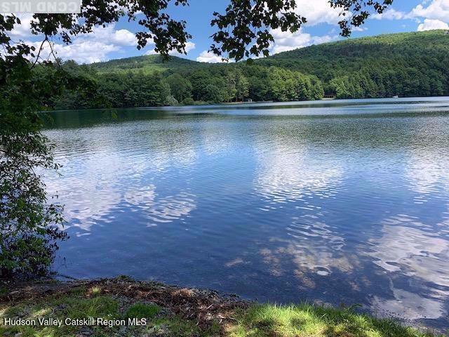 Foto del edificio - 105 McNamee Rd