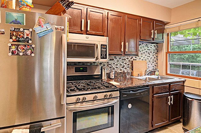 Foto del edificio - 4417 Elm St