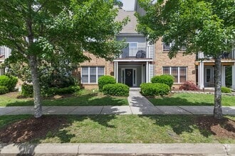 Building Photo - 985 Hollymeade Cir