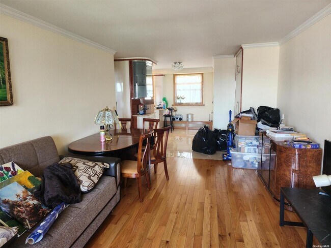 Building Photo - 61-35 98th St