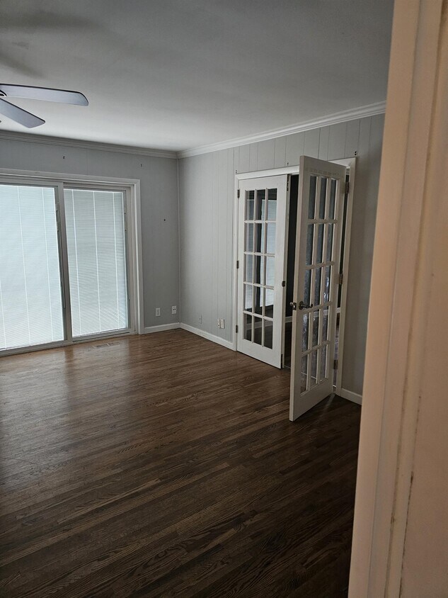 Foto principal - 1135 E 49th St